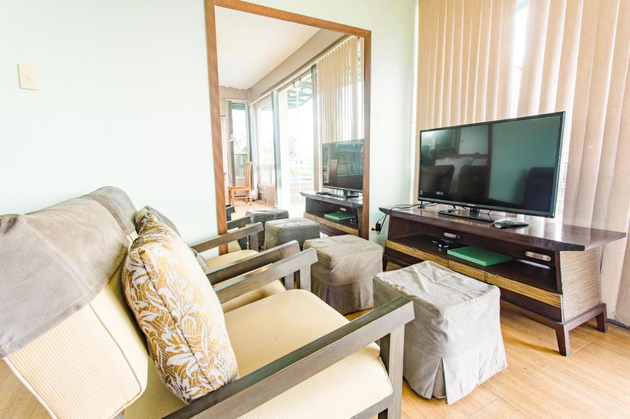 The Park - Silang Hotel Exterior photo